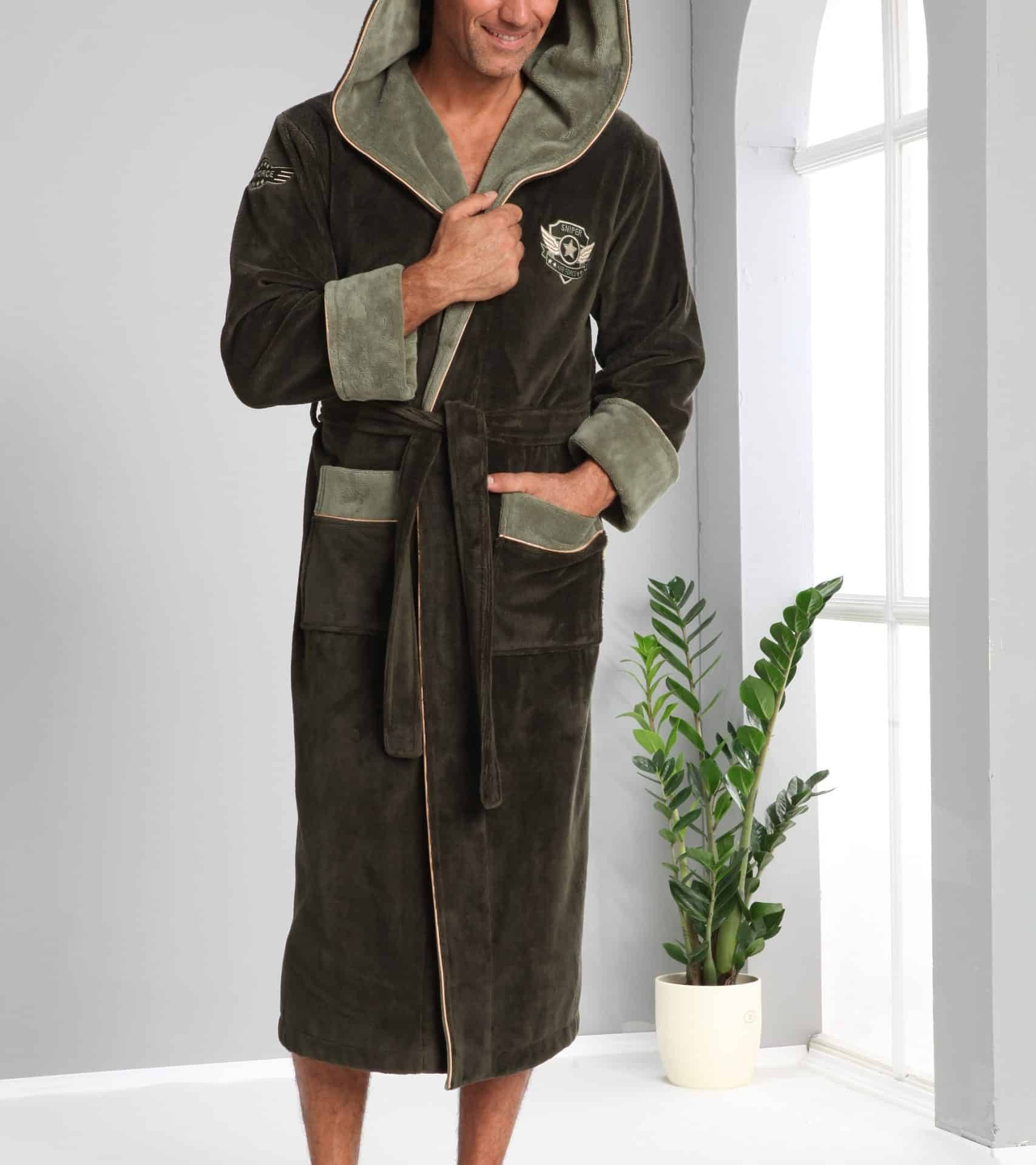 Heren Badjas Theodore