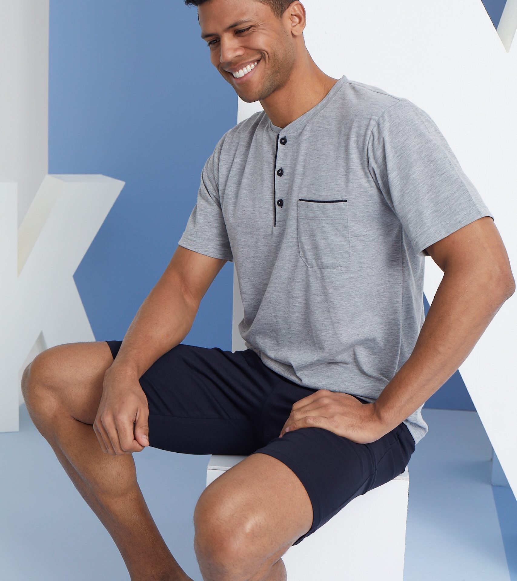 T-Shirt & Shorts Set René