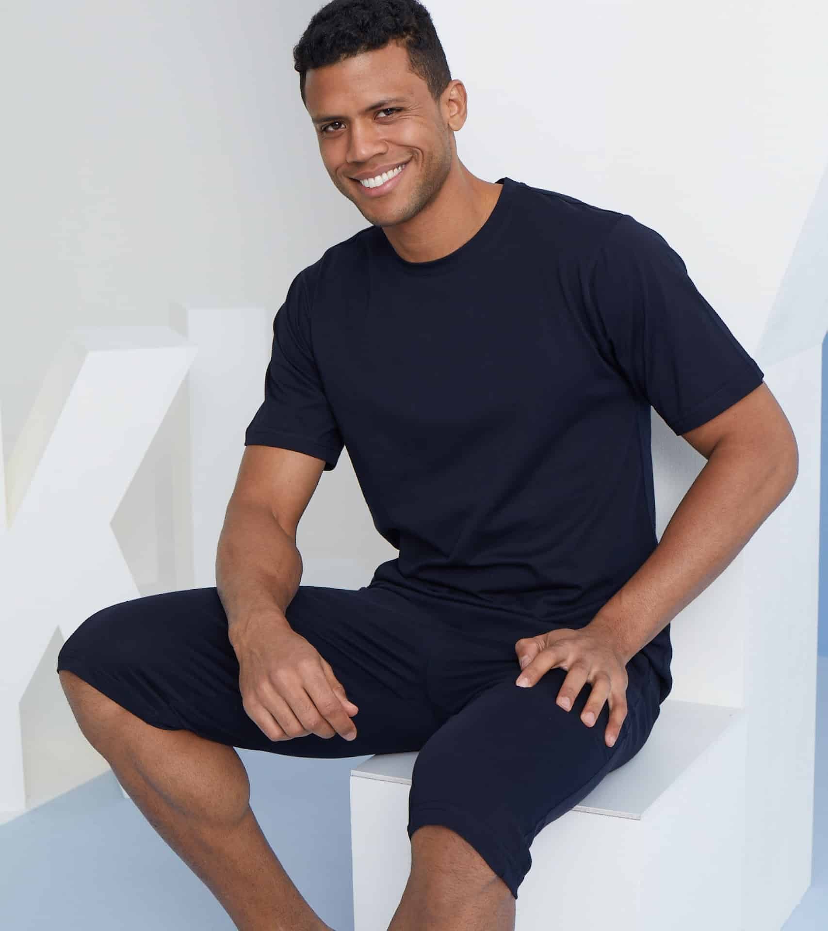 T-Shirt & Capri Set Aref