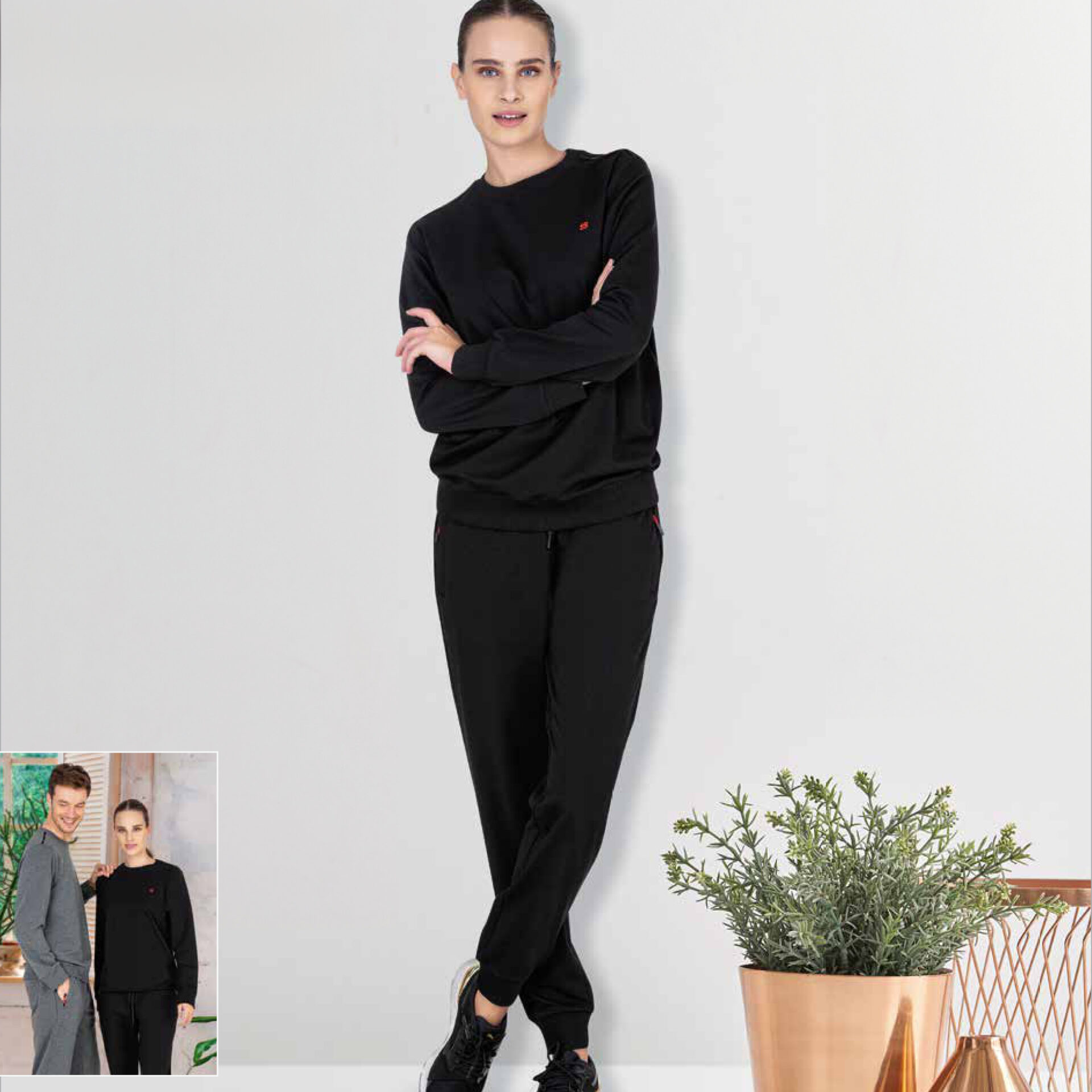 Dames Trainingspak/ Huispak Jenae