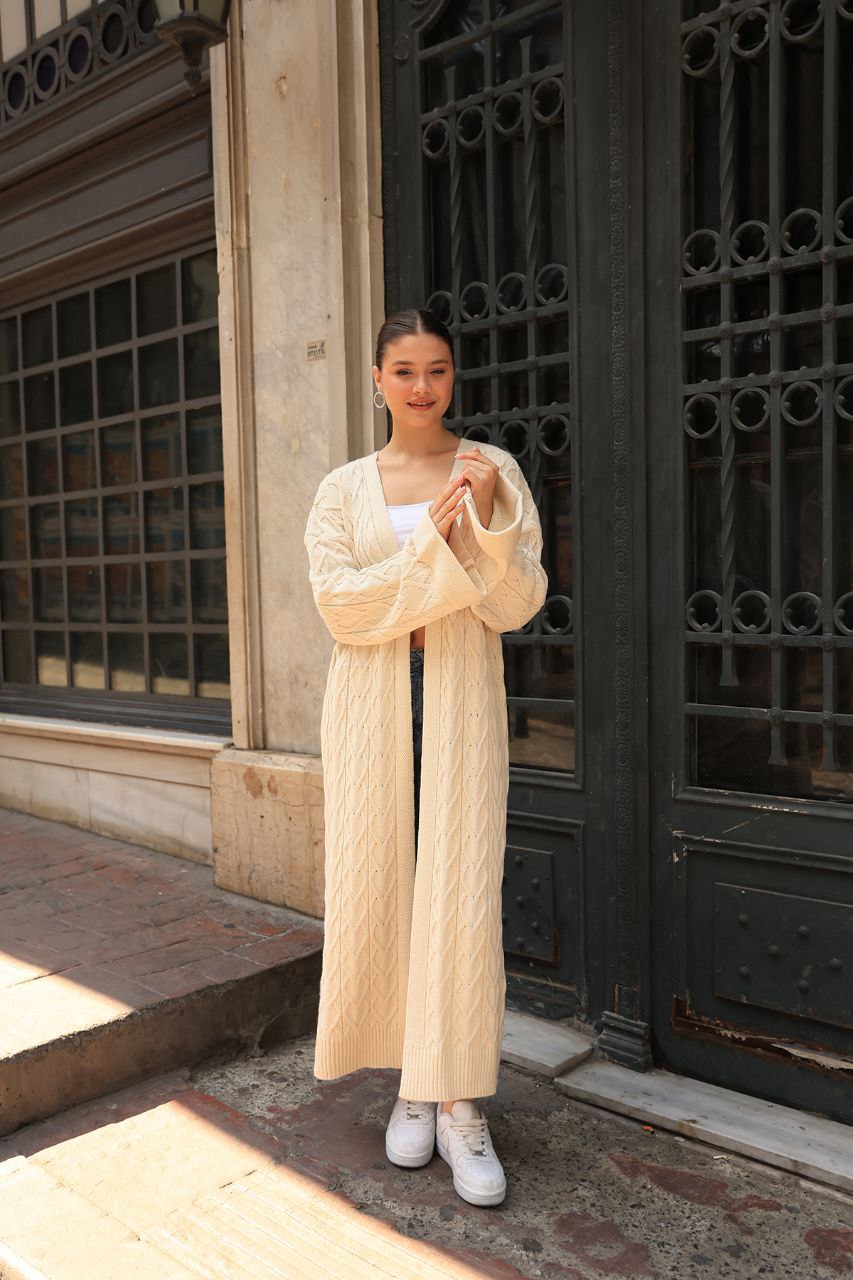 Knitted Cardigan Avanos