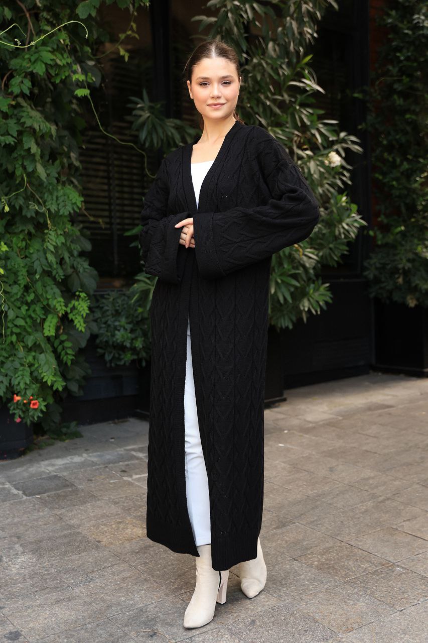 Knitted Cardigan Avanos